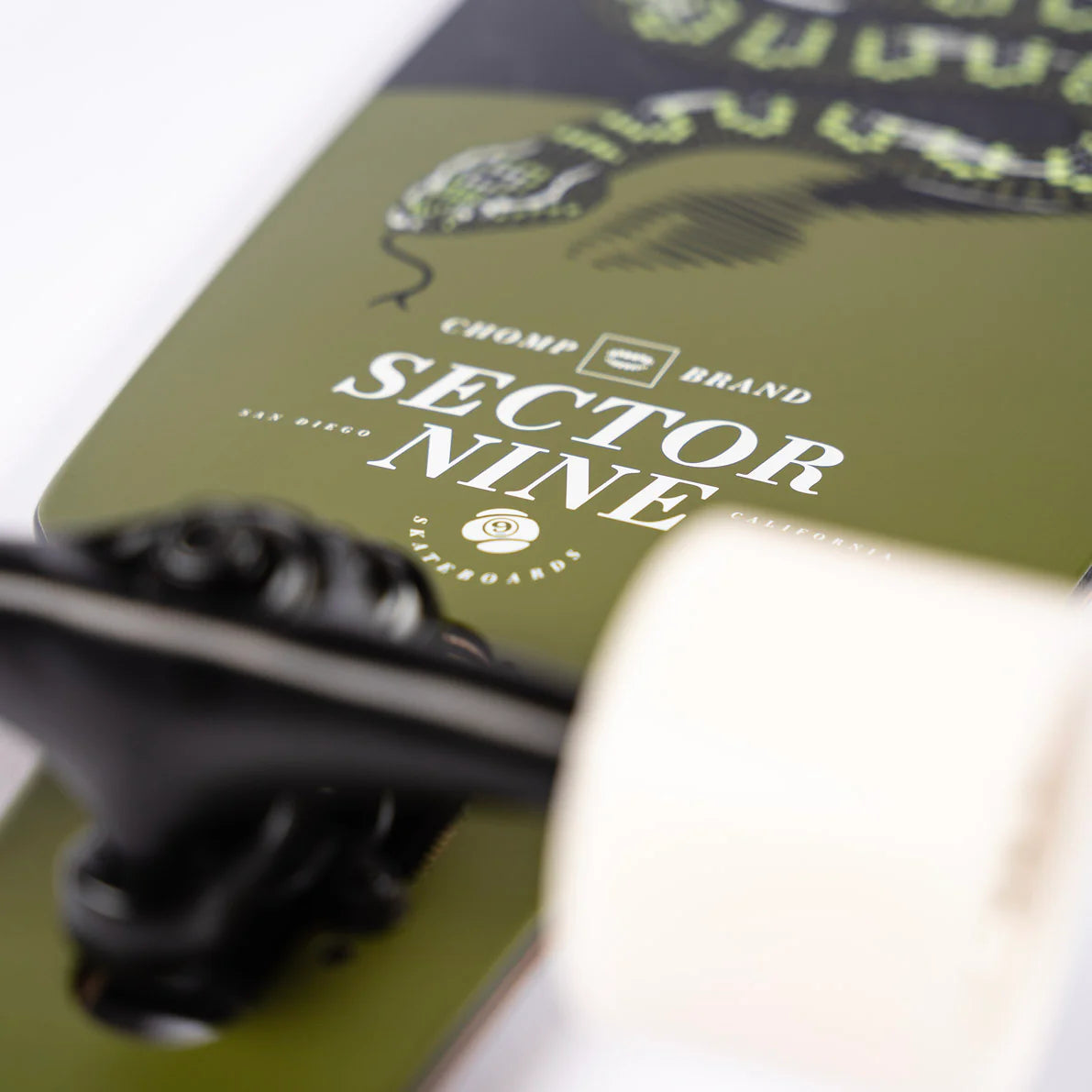 Sector 9 Fractal Rattler Complete - 36.0"